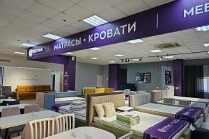 Фирменный магазин «Корона», МЦ «МебельХолл», ул. Байкальская, д. 244 В 